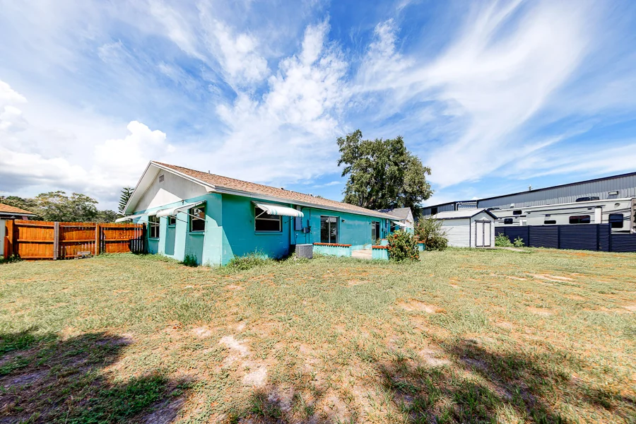 Real estate photography — 3015 Saint John Drive, Clearwater, Florida, 33759 | 4D Productions