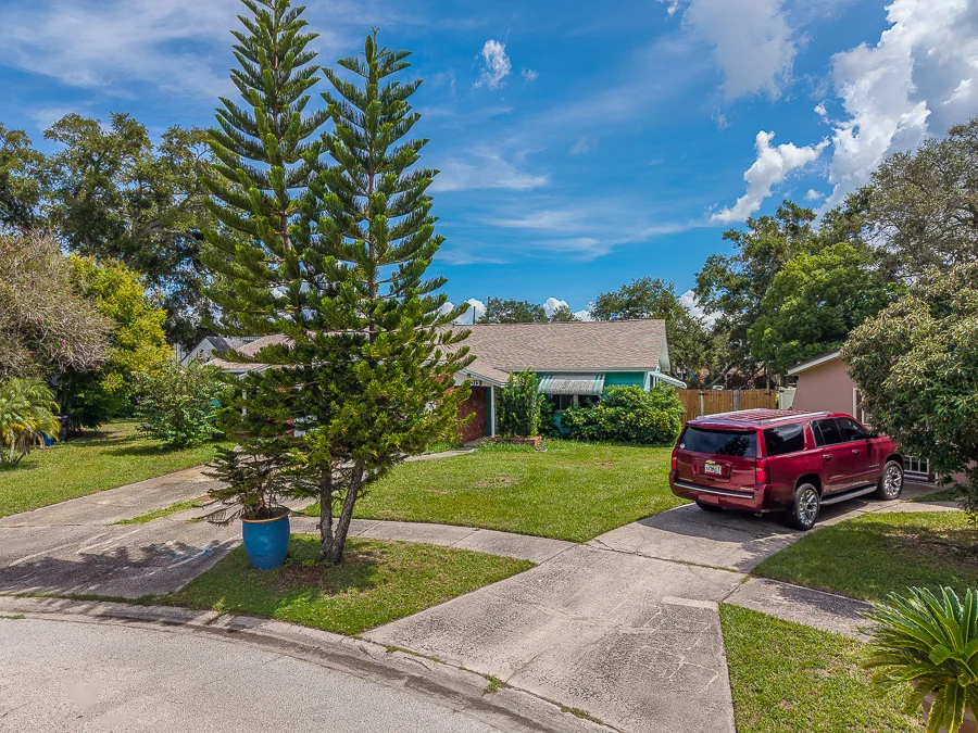 Real estate photography — 3015 Saint John Drive, Clearwater, Florida, 33759 | 4D Productions