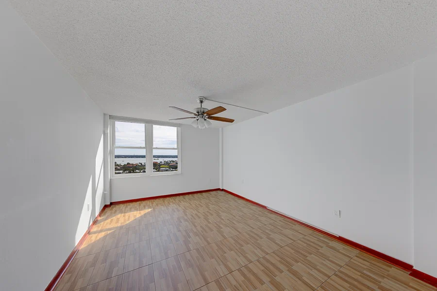 Real estate photography — 423 Mandalay Avenue, Clearwater Beach, Florida, 33767 | 4D Productions