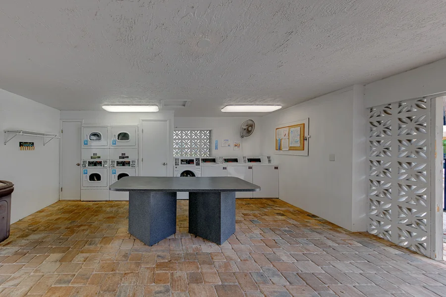 Real estate photography — 4325 Aegean Drive #130B, Tampa, Florida, 33611 | 4D Productions