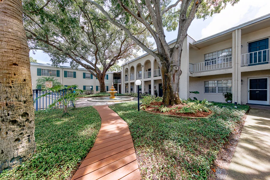 Real estate photography — 4325 Aegean Drive #130B, Tampa, Florida, 33611 | 4D Productions