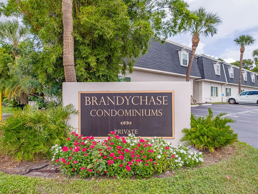 Real estate photography — 4325 Aegean Drive #130B, Tampa, Florida, 33611 | 4D Productions
