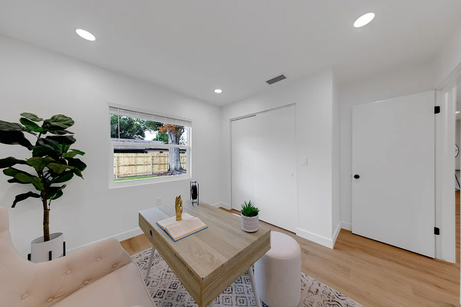 Real estate photography — 7026 68th Ave N Pinellas Park, FL 33781 | 4D Productions