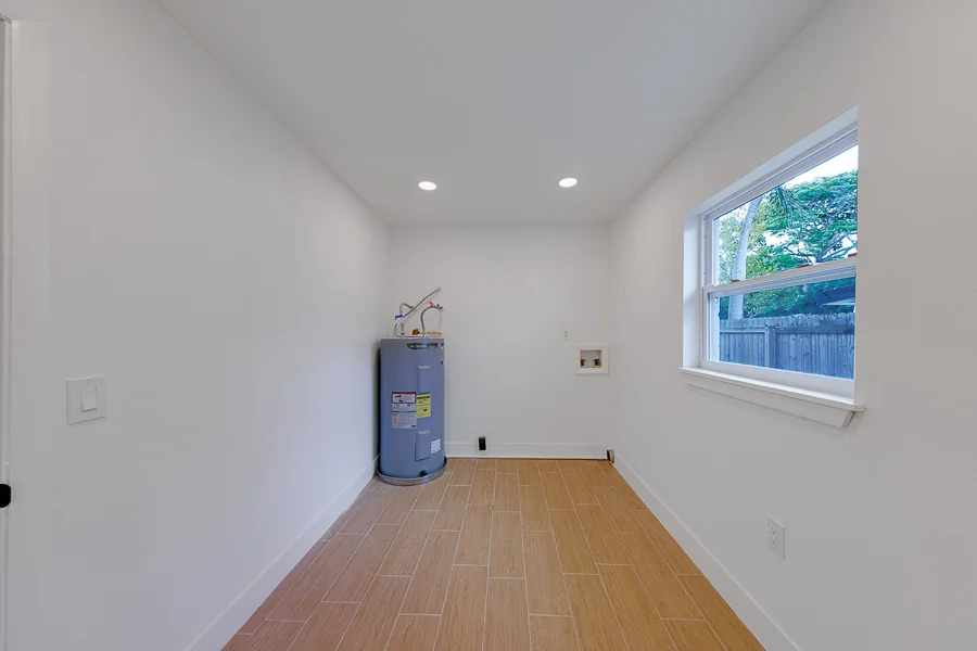 Real estate photography — 8122 Lark St, Seminole, FL, 33777 | 4D Productions