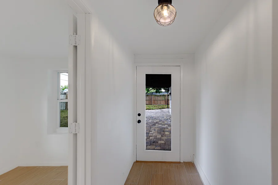 Real estate photography — 8122 Lark St, Seminole, FL, 33777 | 4D Productions
