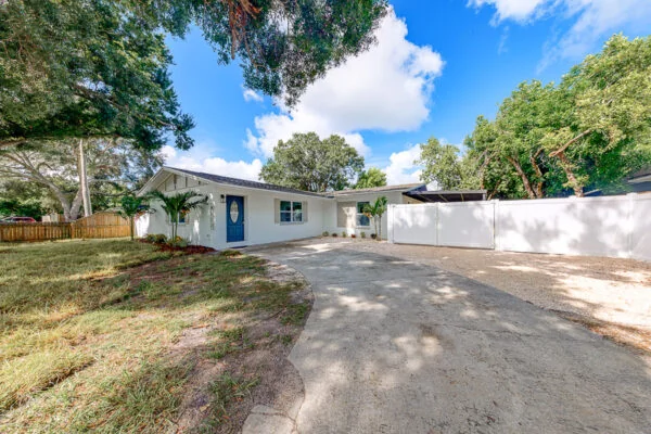 Real estate photography — 8122 Lark St, Seminole, FL, 33777 | 4D Productions