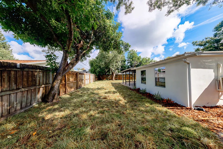 Real estate photography — 8122 Lark St, Seminole, FL, 33777 | 4D Productions
