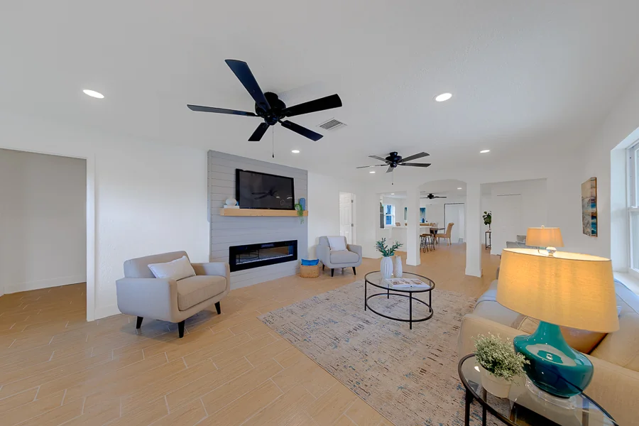 Real estate photography — 8122 Lark St, Seminole, FL, 33777 | 4D Productions