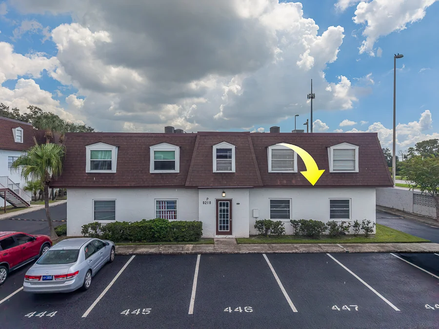 Real estate photography — 9218 Tudor Drive unit 101, Tampa, Florida, 33615 | 4D Productions