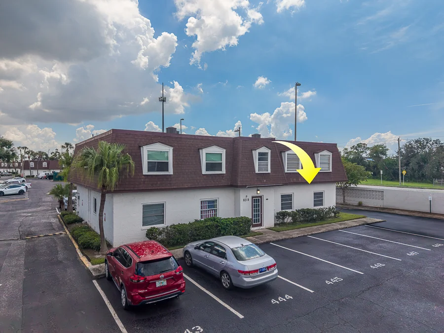 Real estate photography — 9218 Tudor Drive unit 101, Tampa, Florida, 33615 | 4D Productions