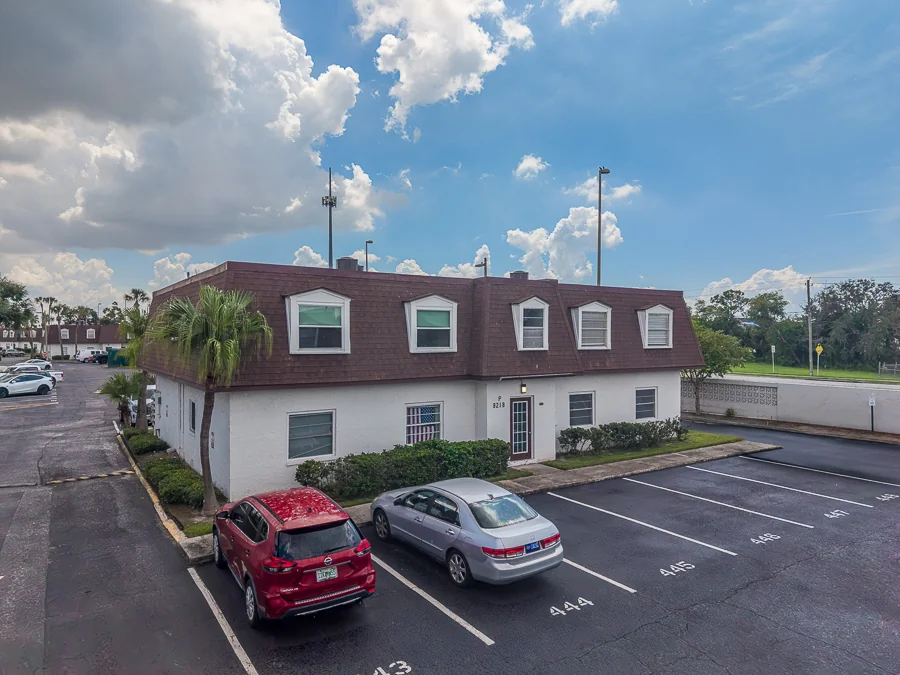 Real estate photography — 9218 Tudor Drive unit 101, Tampa, Florida, 33615 | 4D Productions