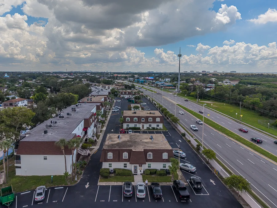 Real estate photography — 9218 Tudor Drive unit 101, Tampa, Florida, 33615 | 4D Productions