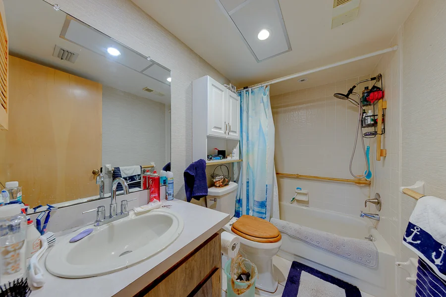 Real estate photography — 12300 Park Boulevard North, Seminole, Florida, 33772 | 4D Productions