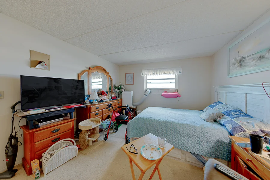Real estate photography — 12300 Park Boulevard North, Seminole, Florida, 33772 | 4D Productions
