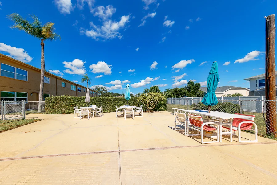Real estate photography — 12300 Park Boulevard North, Seminole, Florida, 33772 | 4D Productions