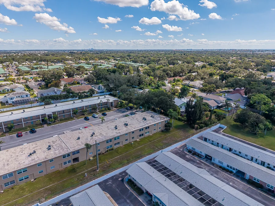 Real estate photography — 12300 Park Boulevard North, Seminole, Florida, 33772 | 4D Productions