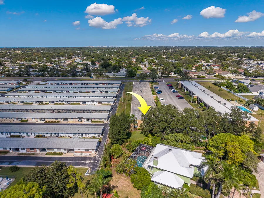 Real estate photography — 12300 Park Boulevard North, Seminole, Florida, 33772 | 4D Productions