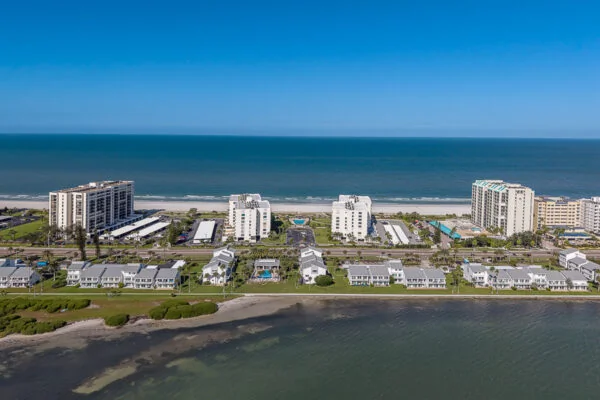 Real estate photography — 1401 Gulf Blvd #119 | 4D Productions