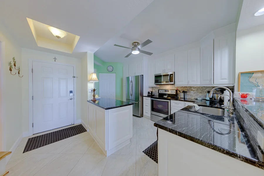 Real estate photography — 16600 Gulf Boulevard, North Redington Beach, Florida, 33708 | 4D Productions