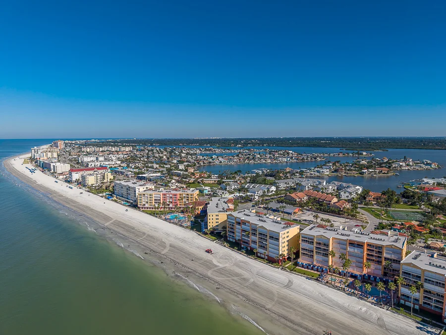 Real estate photography — 16600 Gulf Boulevard, North Redington Beach, Florida, 33708 | 4D Productions