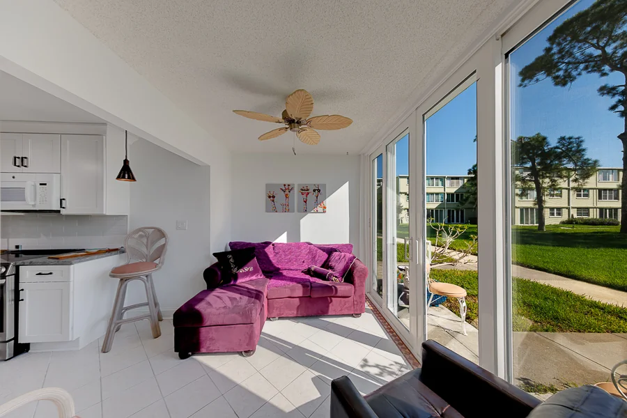 Real estate photography — 4885 1st Street Northeast, St. Petersburg, Florida, 33703 | 4D Productions