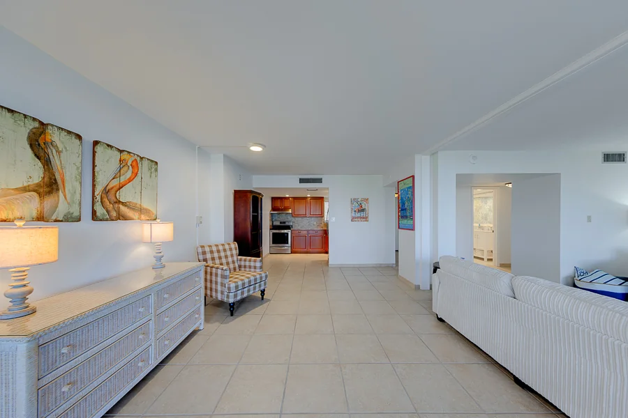 Real estate photography — 500 North Osceola Avenue, 609, Clearwater, Florida, 33755 | 4D Productions