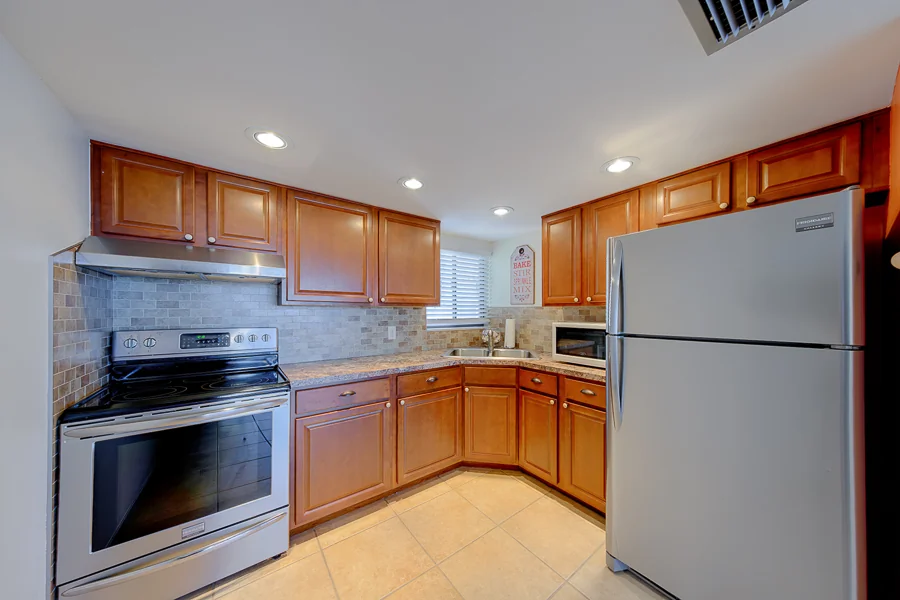Real estate photography — 500 North Osceola Avenue, 609, Clearwater, Florida, 33755 | 4D Productions