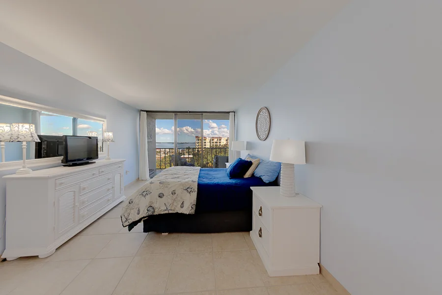 Real estate photography — 500 North Osceola Avenue, 609, Clearwater, Florida, 33755 | 4D Productions