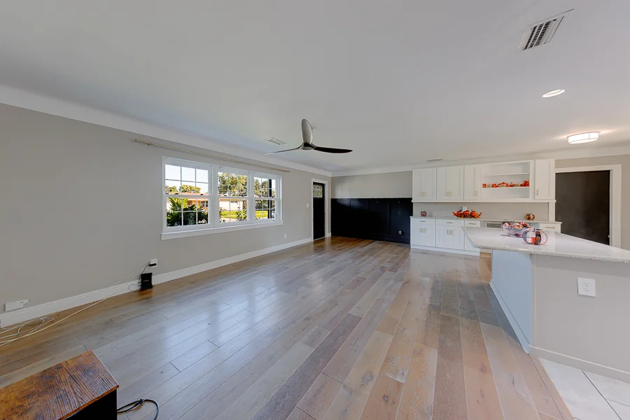 Real estate photography — 5688 34th Avenue North, St. Petersburg, Florida, 33710 | 4D Productions