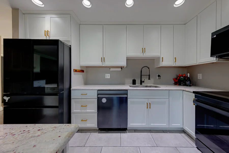 Real estate photography — 5688 34th Avenue North, St. Petersburg, Florida, 33710 | 4D Productions