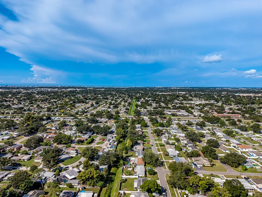 Real estate photography — 5688 34th Avenue North, St. Petersburg, Florida, 33710 | 4D Productions