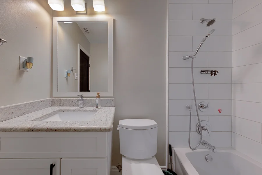 Real estate photography — 5688 34th Avenue North, St. Petersburg, Florida, 33710 | 4D Productions