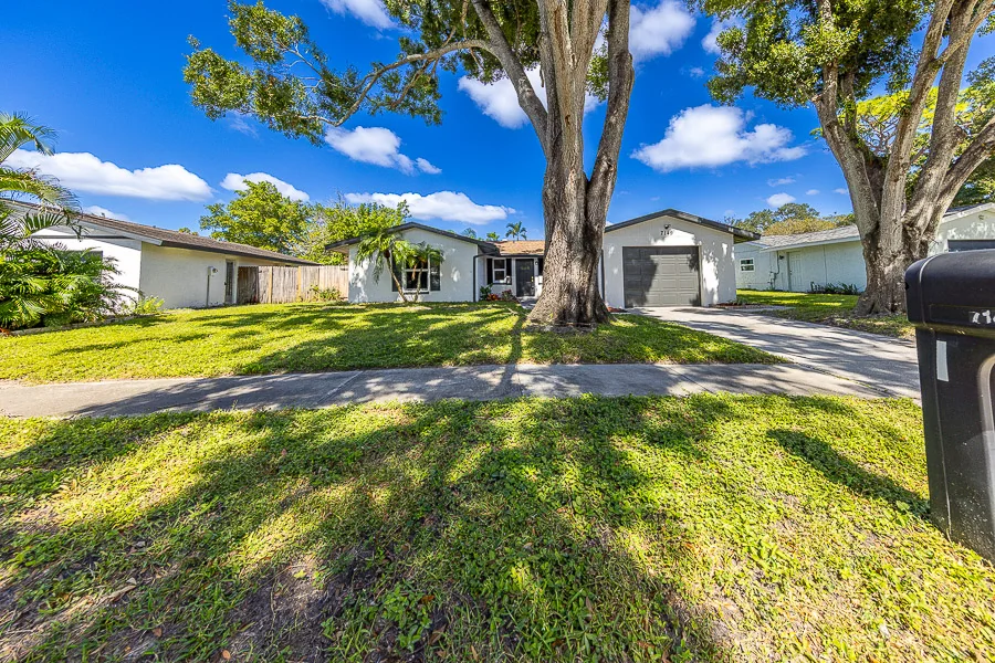 Real estate photography — 3503 58th Ave N Lot 109 | 4D Productions