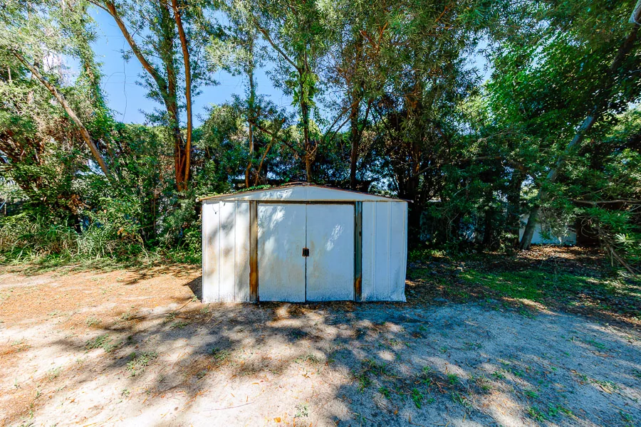 Real estate photography — 811 69th Avenue South, St. Petersburg, Florida, 33705 | 4D Productions