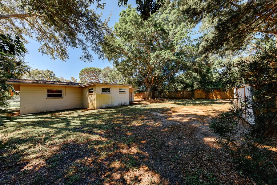 Real estate photography — 811 69th Avenue South, St. Petersburg, Florida, 33705 | 4D Productions